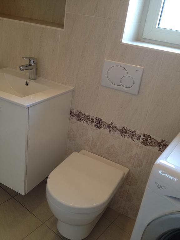 Apartments Kokolo ชิเบนิก ห้อง รูปภาพ